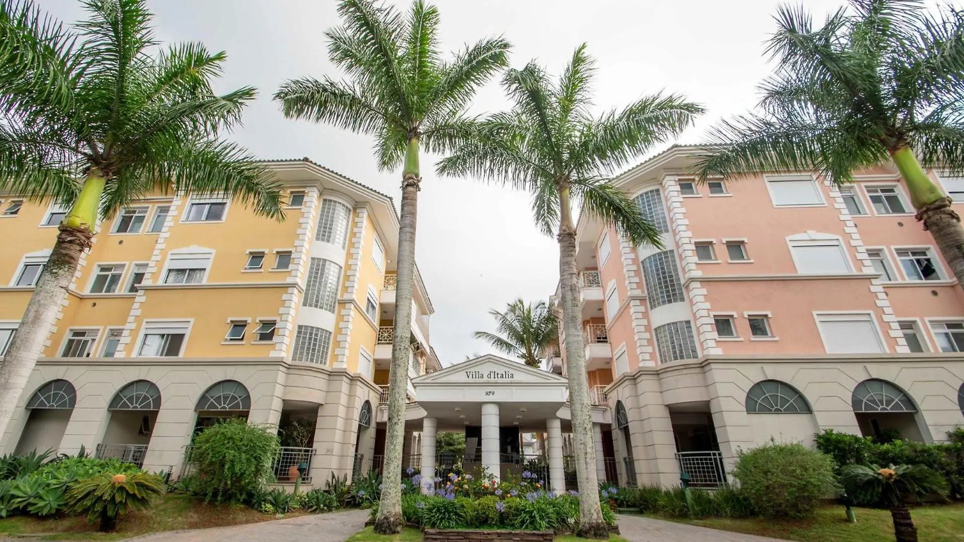 Apto Luxuoso Prox. A Praia De Jurere Sc7646 Florianópolis 0*,  Βραζιλία